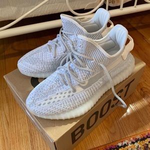 YEEZY BOOST V2
